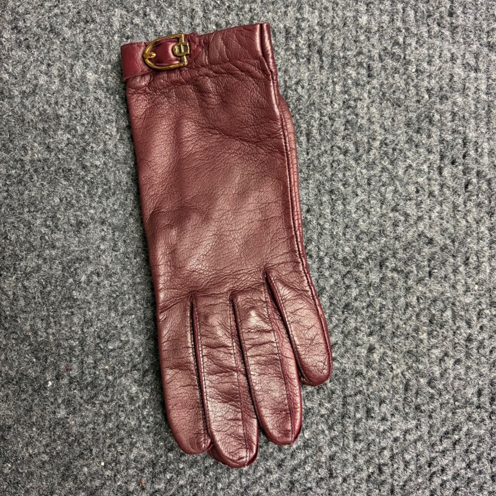 Etienne Aigner Burgundy Leather Gloves Made in Italy Gold Buckle Size 7.5
